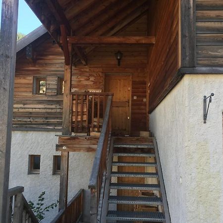 Le Cubet Hameau Des Chazals Nevache Hautes Alpes Exterior photo