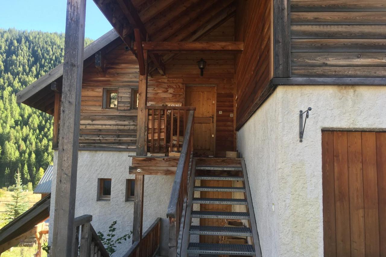 Le Cubet Hameau Des Chazals Nevache Hautes Alpes Exterior photo